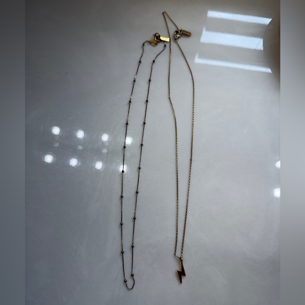 Electric picks necklaces